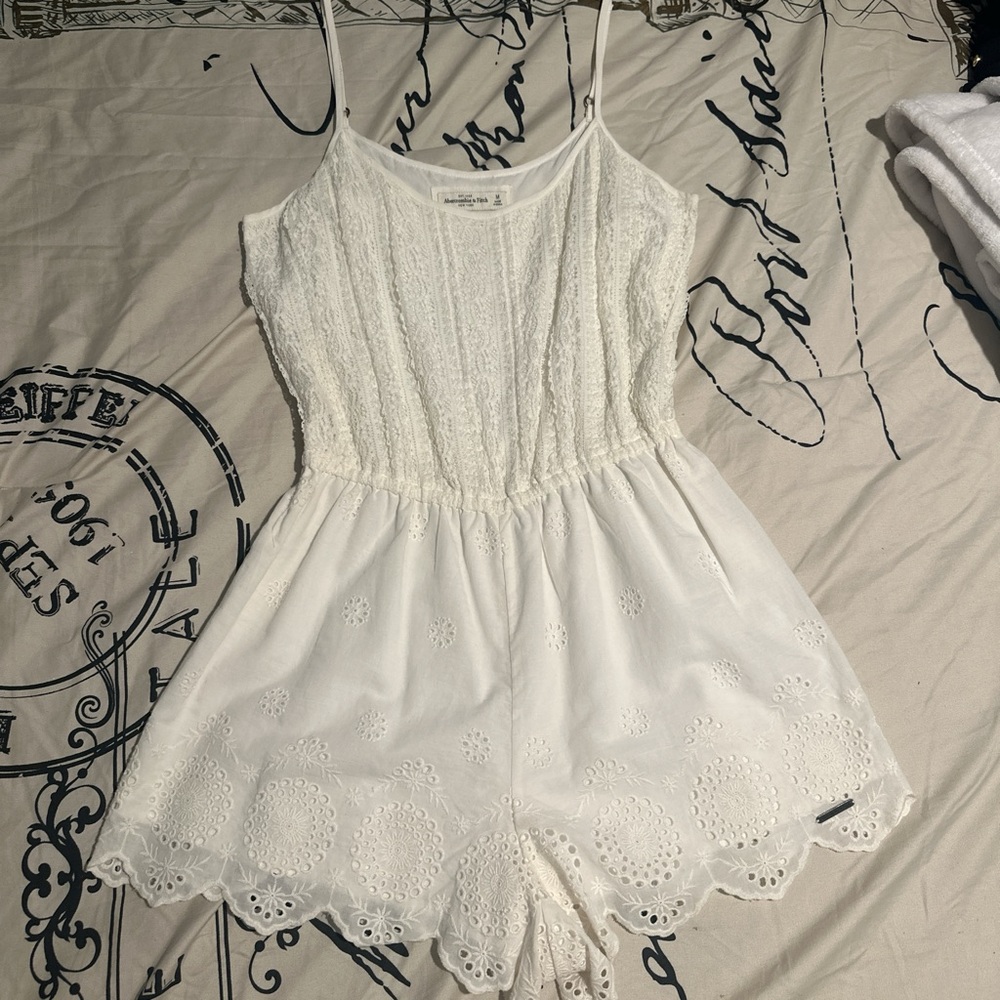 Abercrombie & Fitch White Lace Outfit